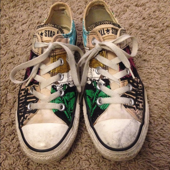 Patterned Converse - Picture 2 of 5